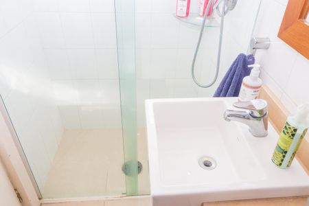 Casa à venda com 373m², 4 quartos e 6 vagas Casa à venda com 373m², 4 quartos e 6 vagasBanheiro da Suíte 3