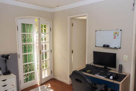 Casa à venda com 373m², 4 quartos e 6 vagas Casa à venda com 373m², 4 quartos e 6 vagasSuíte 3