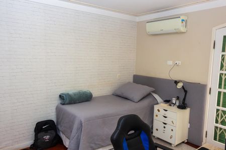 Casa à venda com 373m², 4 quartos e 6 vagas Casa à venda com 373m², 4 quartos e 6 vagasSuíte 3