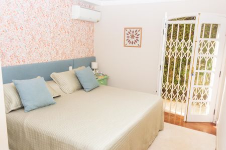 Casa à venda com 373m², 4 quartos e 6 vagas Casa à venda com 373m², 4 quartos e 6 vagasSuíte 1