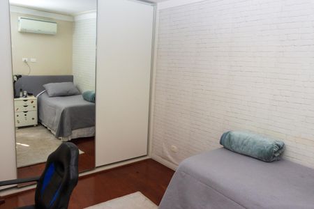 Casa à venda com 373m², 4 quartos e 6 vagas Casa à venda com 373m², 4 quartos e 6 vagasSuíte 3