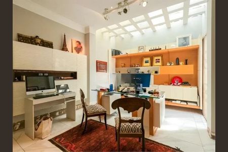 Casa à venda com 500m², 4 quartos e 6 vagasFoto 08