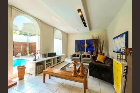 Casa à venda com 500m², 4 quartos e 6 vagasFoto 09