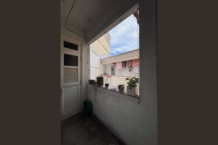 Apartamento à venda com 105m², 3 quartos e 1 vaga Apartamento à venda com 105m², 3 quartos e 1 vagaÁrea de serviço