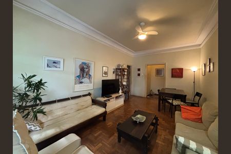 Apartamento à venda com 105m², 3 quartos e 1 vaga Apartamento à venda com 105m², 3 quartos e 1 vagaSala