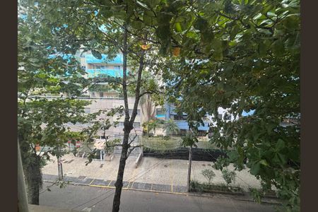 Apartamento à venda com 105m², 3 quartos e 1 vaga Apartamento à venda com 105m², 3 quartos e 1 vagaSala - vista