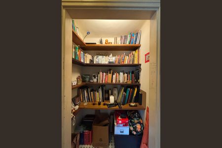 Apartamento à venda com 105m², 3 quartos e 1 vaga Apartamento à venda com 105m², 3 quartos e 1 vagaQuarto 3 - corredores de acesso