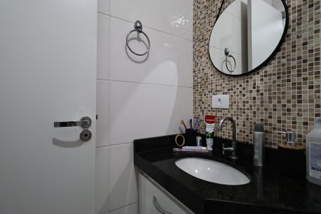 Apartamento à venda com 57m², 2 quartos e 1 vagaBanheiro