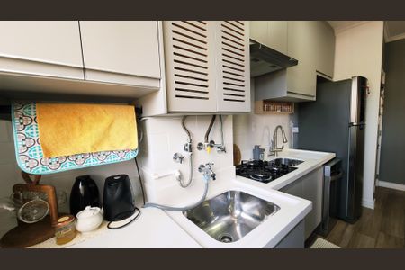 Apartamento à venda com 49m², 2 quartos e 1 vaga Apartamento à venda com 49m², 2 quartos e 1 vagaCozinha e Área de Serviço