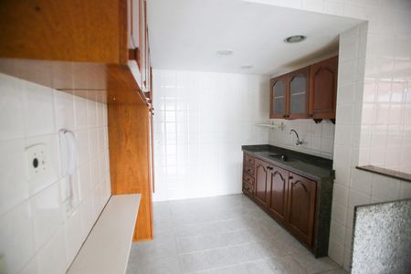 Apartamento à venda com 84m², 3 quartos e 1 vaga Apartamento à venda com 84m², 3 quartos e 1 vagaCozinha