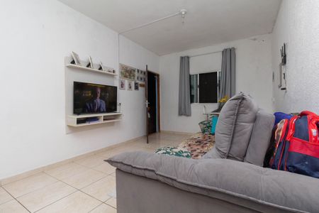Casa à venda com 250m², 1 quarto e 2 vagasSala