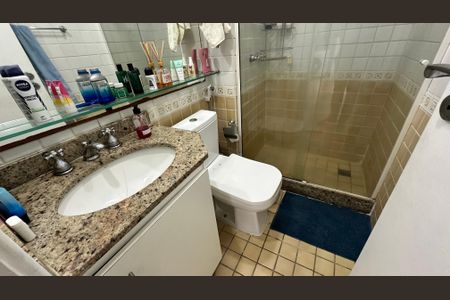 Apartamento à venda com 45m², 1 quarto e 1 vagaBanheiro 