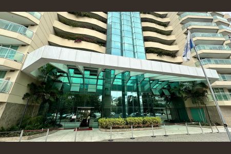 Apartamento à venda com 45m², 1 quarto e 1 vagaFachada