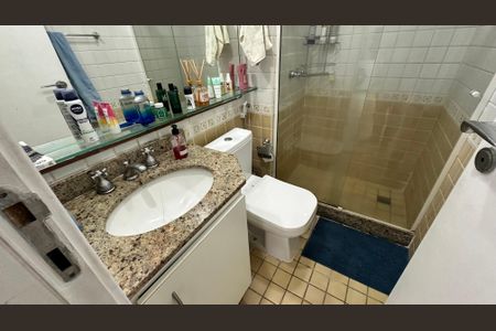 Apartamento à venda com 45m², 1 quarto e 1 vagaBanheiro 