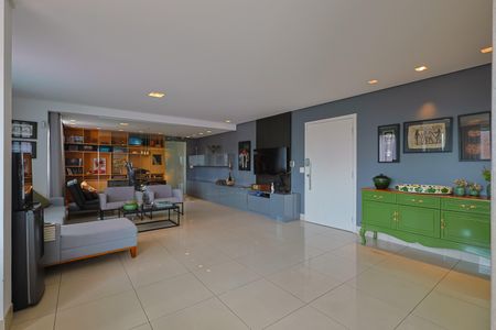 Apartamento à venda com 138m², 3 quartos e 3 vagasSala