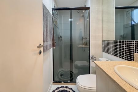 Apartamento à venda com 127m², 3 quartos e 2 vagas Apartamento à venda com 127m², 3 quartos e 2 vagasBanheiro da Suíte 1