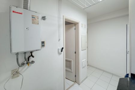 Apartamento à venda com 127m², 3 quartos e 2 vagas Apartamento à venda com 127m², 3 quartos e 2 vagasÁrea de Serviço