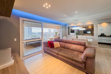 Apartamento à venda com 127m², 3 quartos e 2 vagas Apartamento à venda com 127m², 3 quartos e 2 vagasSala