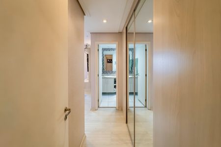 Apartamento à venda com 127m², 3 quartos e 2 vagas Apartamento à venda com 127m², 3 quartos e 2 vagasSuíte Master