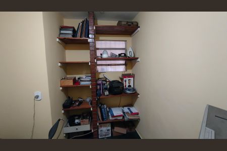 Casa de condomínio para alugar com 300m², 5 quartos e 2 vagas Casa de condomínio para alugar com 300m², 5 quartos e 2 vagasQuarto 1