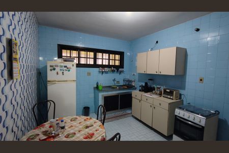 Casa de condomínio para alugar com 300m², 5 quartos e 2 vagas Casa de condomínio para alugar com 300m², 5 quartos e 2 vagasCozinha