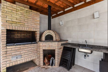 Apartamento à venda com 62m², 2 quartos e 1 vaga Apartamento à venda com 62m², 2 quartos e 1 vagaÁrea comum - Churrasqueira