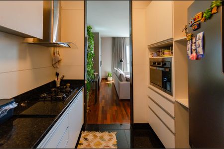 Apartamento à venda com 77m², 1 quarto e 1 vagaCozinha