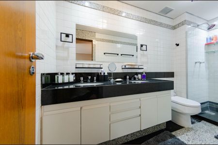 Apartamento à venda com 77m², 1 quarto e 1 vagaBanheiro