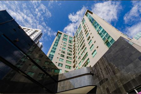 Apartamento à venda com 77m², 1 quarto e 1 vagaFachada