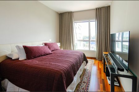 Apartamento à venda com 77m², 1 quarto e 1 vagaQuarto