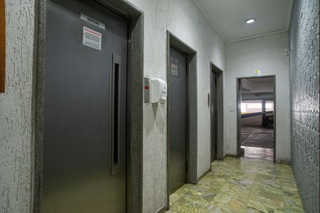 Apartamento à venda com 41m², 1 quarto e sem vaga Apartamento à venda com 41m², 1 quarto e sem vagaÁrea comum - Elevadores