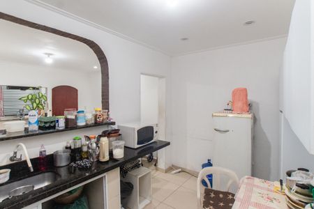 Casa à venda com 174m², 2 quartos e 2 vagasCozinha