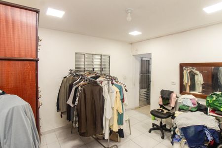 Casa à venda com 174m², 2 quartos e 2 vagasQuarto 1