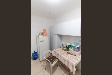 Casa à venda com 174m², 2 quartos e 2 vagasCozinha