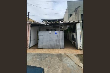 Casa à venda com 174m², 2 quartos e 2 vagasFachada