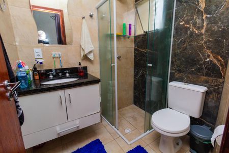 Casa à venda com 103m², 3 quartos e 2 vagas Casa à venda com 103m², 3 quartos e 2 vagasBanheiro da Suíte