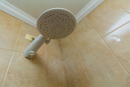 Casa à venda com 103m², 3 quartos e 2 vagas Casa à venda com 103m², 3 quartos e 2 vagasBanheiro