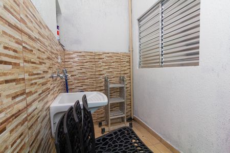 Casa à venda com 103m², 3 quartos e 2 vagas Casa à venda com 103m², 3 quartos e 2 vagasJardim de Inverno