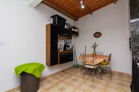 Casa à venda com 103m², 3 quartos e 2 vagas Casa à venda com 103m², 3 quartos e 2 vagasÁrea de Serviço e Área Gourmet