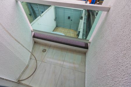 Casa à venda com 103m², 3 quartos e 2 vagas Casa à venda com 103m², 3 quartos e 2 vagasVaranda