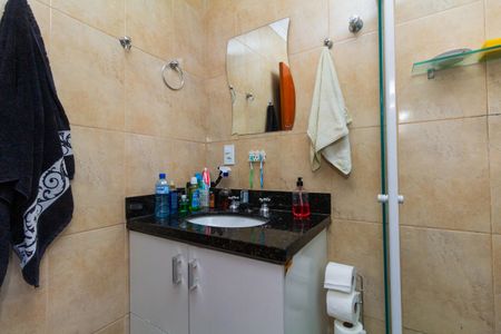 Casa à venda com 103m², 3 quartos e 2 vagas Casa à venda com 103m², 3 quartos e 2 vagasBanheiro da Suíte