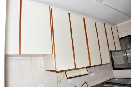 Apartamento à venda com 84m², 3 quartos e 2 vagas Apartamento à venda com 84m², 3 quartos e 2 vagasCozinha