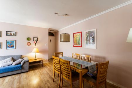 Apartamento à venda com 85m², 3 quartos e 1 vaga Apartamento à venda com 85m², 3 quartos e 1 vagaSala