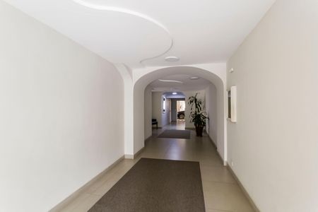 Apartamento à venda com 85m², 3 quartos e 1 vaga Apartamento à venda com 85m², 3 quartos e 1 vagaHall social