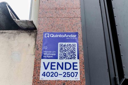 Casa à venda com 150m², 3 quartos e 2 vagas Casa à venda com 150m², 3 quartos e 2 vagasPlaca