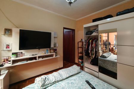 Casa à venda com 190m², 3 quartos e 4 vagas Casa à venda com 190m², 3 quartos e 4 vagasQuarto 2