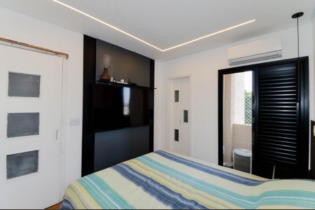 Apartamento à venda com 104m², 3 quartos e 2 vagas Apartamento à venda com 104m², 3 quartos e 2 vagasSuíte