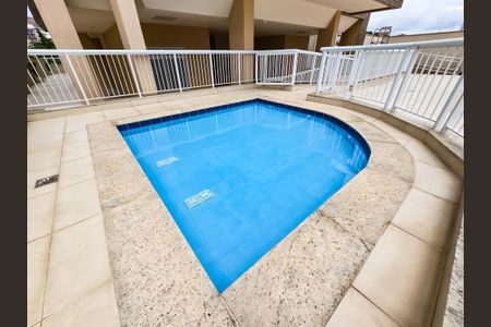 Apartamento à venda com 79m², 3 quartos e 2 vagas Apartamento à venda com 79m², 3 quartos e 2 vagasÁrea comum - Piscina