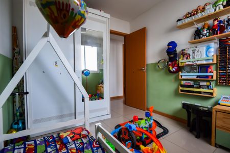 Apartamento à venda com 79m², 3 quartos e 2 vagas Apartamento à venda com 79m², 3 quartos e 2 vagasQuarto 1