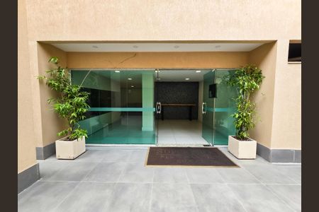 Apartamento à venda com 79m², 3 quartos e 2 vagas Apartamento à venda com 79m², 3 quartos e 2 vagasHall de entrada